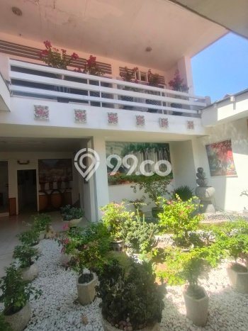Hunian Eksklusif Siap Huni LT 881m2 di Genteng, Surabaya Hunian Eksklusif Siap Huni LT 881m2 di Genteng, Surabaya