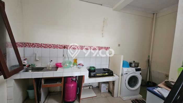 Rumah Strategis Minimalis Lb 110m2 di Rungkut, Surabaya Rumah Strategis Minimalis Lb 110m2 di Rungkut, Surabaya