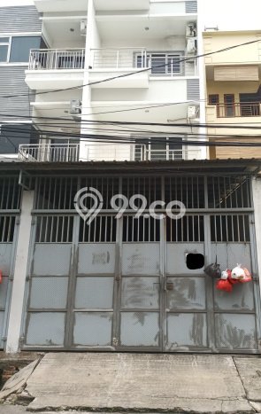 Ruko Bagus Dijual LB 202m2 Lokasi Strategis Jakarta Barat Area Cocok untuk Berbisnis Ruko Bagus Dijual LB 202m2 Lokasi Strategis Jakarta Barat Area Cocok untuk Berbisnis