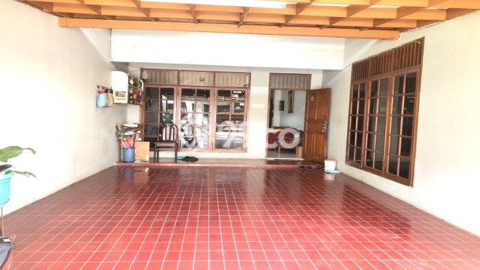 Ready to Use! Luxury House LT 394m2 Desain Elegan di Kembangan Selatan Ready to Use! Luxury House LT 394m2 Desain Elegan di Kembangan Selatan