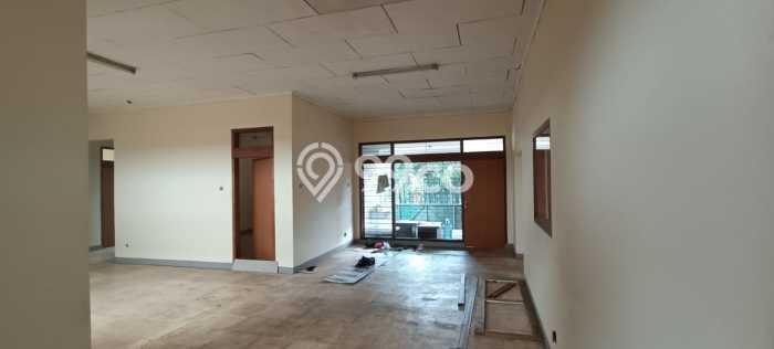 Rumah Elit Modern Siap Huni di Kemanggisan Jakarta Barat Rumah Elit Modern Siap Huni di Kemanggisan Jakarta Barat