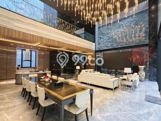 For Sale! Luxury House LT 600m2 Desain Elegan di Pantai Indah Kapuk For Sale! Luxury House LT 600m2 Desain Elegan di Pantai Indah Kapuk