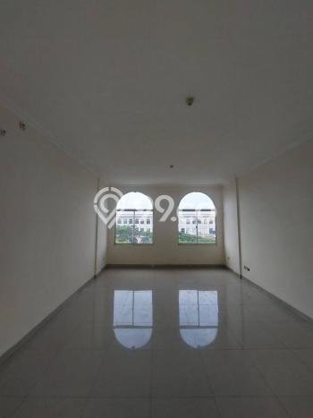 FOR RENT! Ruko di Green Lake City Cocok untuk Bisnis 203m2 FOR RENT! Ruko di Green Lake City Cocok untuk Bisnis 203m2