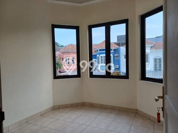 Rumah Modern 4 Kamar LT 112m2 di BSD Rumah Modern 4 Kamar LT 112m2 di BSD