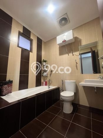 Jual Rumah Luas Elegan Dengan View Eksklusif di BSD, Tangerang Jual Rumah Luas Elegan Dengan View Eksklusif di BSD, Tangerang