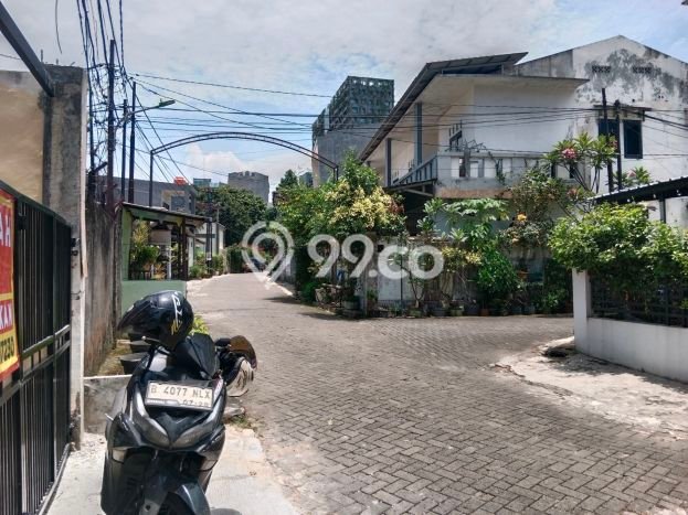 HOT DEAL! Rumah area , 4 KT, Area Asri, LT 140m2m² Bangunan 100m2m² HOT DEAL! Rumah area , 4 KT, Area Asri, LT 140m2m² Bangunan 100m2m²