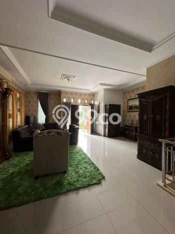 Rumah Elit Modern Tanpa Renovasi di Ciganjur Jakarta Selatan Rumah Elit Modern Tanpa Renovasi di Ciganjur Jakarta Selatan