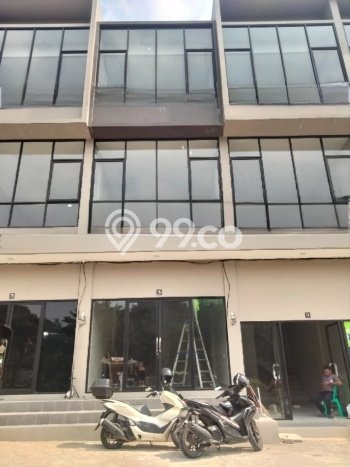 Lokasi Strategis! Dijual Ruko Bisnis di Sawangan, Depok Kondisi Baik Lokasi Strategis! Dijual Ruko Bisnis di Sawangan, Depok Kondisi Baik