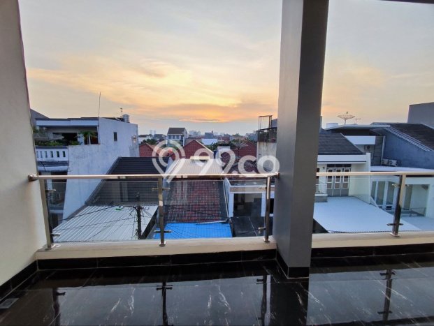 Dijual Hunian Mewah dengan Fasilitas Sekitar Komplit di Kelapa Gading, Jakarta Utara Dijual Hunian Mewah dengan Fasilitas Sekitar Komplit di Kelapa Gading, Jakarta Utara