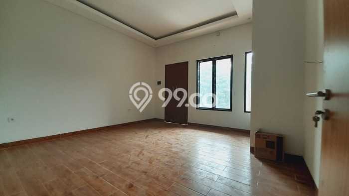For Sale Rumah 4 Kamar Lokasi Ideal Nyaman dan Strategis di Cinere For Sale Rumah 4 Kamar Lokasi Ideal Nyaman dan Strategis di Cinere