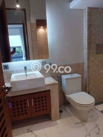 Ready to Use! Premium House LT 468m2 Desain Modern di Kemang Ready to Use! Premium House LT 468m2 Desain Modern di Kemang