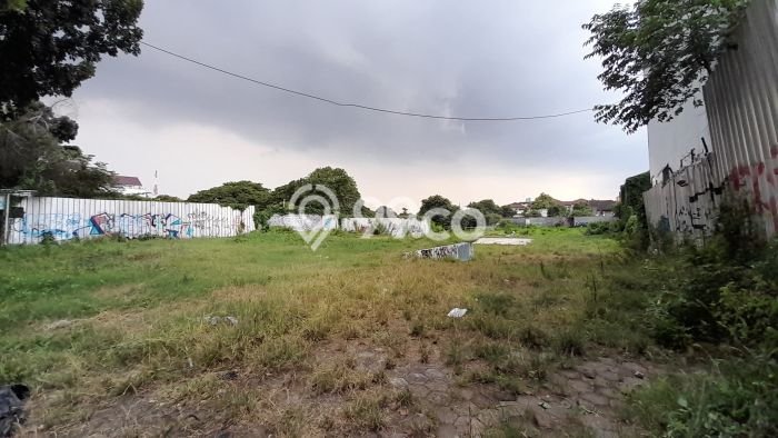 Lahan Strategis di Mampang Prapatan Dijual dengan Luas 5500m2 Lahan Strategis di Mampang Prapatan Dijual dengan Luas 5500m2