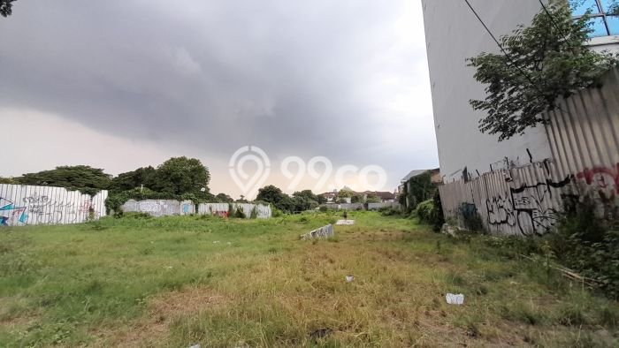 Lahan Strategis di Mampang Prapatan Dijual dengan Luas 5500m2 Lahan Strategis di Mampang Prapatan Dijual dengan Luas 5500m2