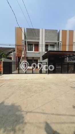 For Sale Rumah 4 Kamar Lokasi Ideal Nyaman dan Strategis di Cinere For Sale Rumah 4 Kamar Lokasi Ideal Nyaman dan Strategis di Cinere