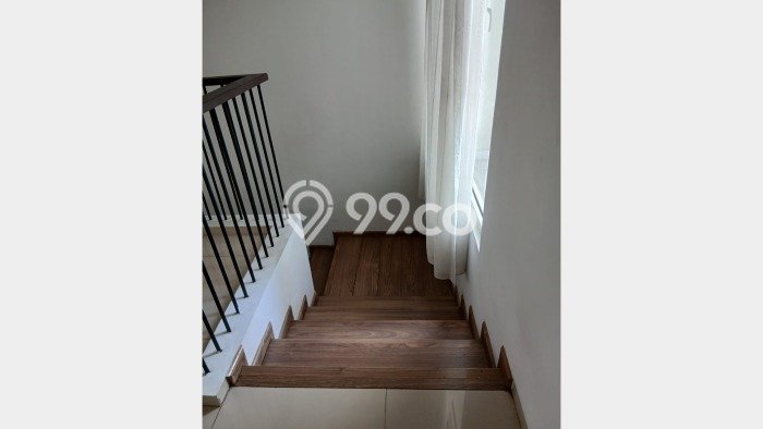 Rumah area , 3 KM, Lingkungan Tenang Rumah area , 3 KM, Lingkungan Tenang