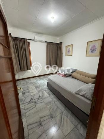 Rumah sewa siap huni 4 Kamar Tidur di Pejaten, Jakarta Selatan Rumah sewa siap huni 4 Kamar Tidur di Pejaten, Jakarta Selatan