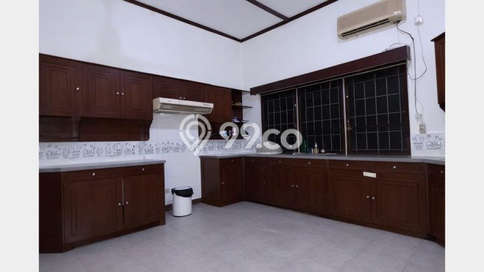 Disewakan! Rumah 4 Kamar Tidur &
3 Kamar Mandi di Pejaten, Jakarta Selatan Disewakan! Rumah 4 Kamar Tidur &
3 Kamar Mandi di Pejaten, Jakarta Selatan