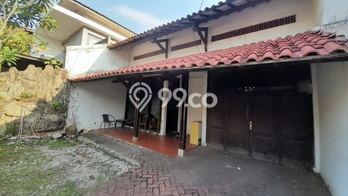Rumah Elit Modern Tanpa Renovasi di Jati Padang Jakarta Selatan Rumah Elit Modern Tanpa Renovasi di Jati Padang Jakarta Selatan