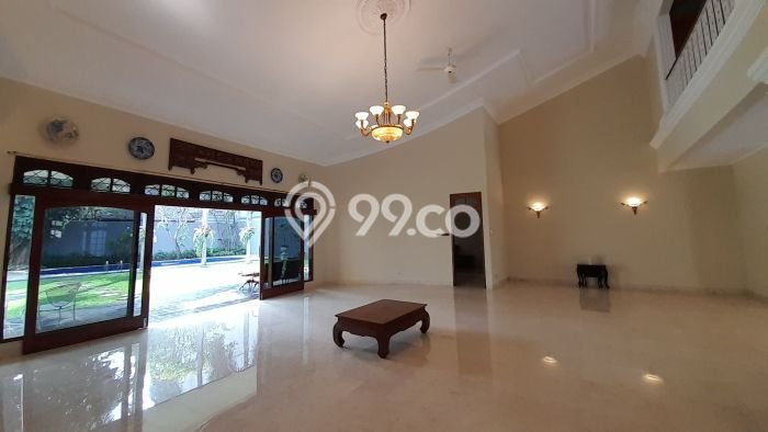 SPECIAL LISTING! Rumah area Pejaten, 5 KT, Akses Fasilitas, Luas 1200m² LB 600m² SPECIAL LISTING! Rumah area Pejaten, 5 KT, Akses Fasilitas, Luas 1200m² LB 600m²
