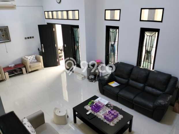 Jual Rumah Eksklusif 4 KT di Cibubur, Bekasi Jual Rumah Eksklusif 4 KT di Cibubur, Bekasi