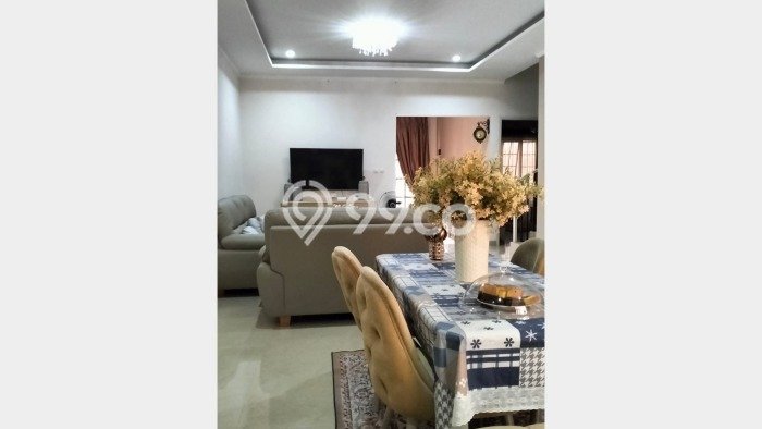 Hunian Mewah LB 286m2 Siap Pakai Desain Elegan di Ragunan, Jakarta Selatan Hunian Mewah LB 286m2 Siap Pakai Desain Elegan di Ragunan, Jakarta Selatan