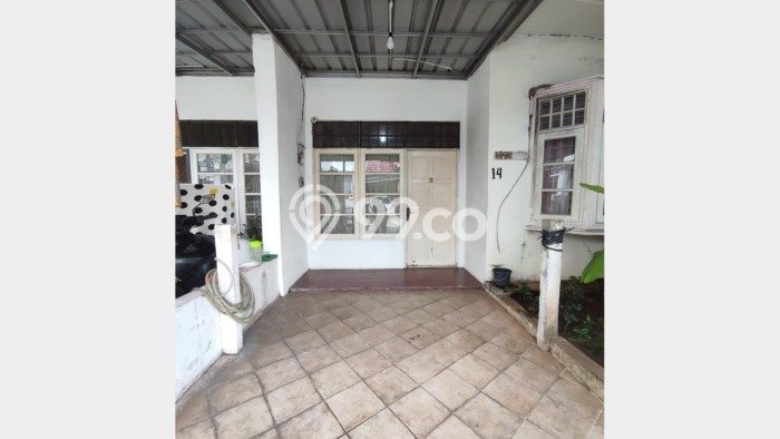 Jual Rumah Strategis Bagus Punya 2 KT di Pamulang Tangerang Selatan SHM Jual Rumah Strategis Bagus Punya 2 KT di Pamulang Tangerang Selatan SHM