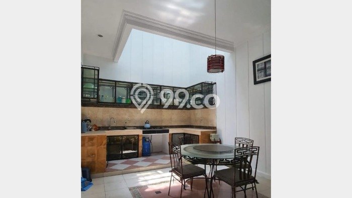 Hunian Mewah Dijual LT 380m2 di Ciputat Timur, Tangerang Selatan Hunian Mewah Dijual LT 380m2 di Ciputat Timur, Tangerang Selatan