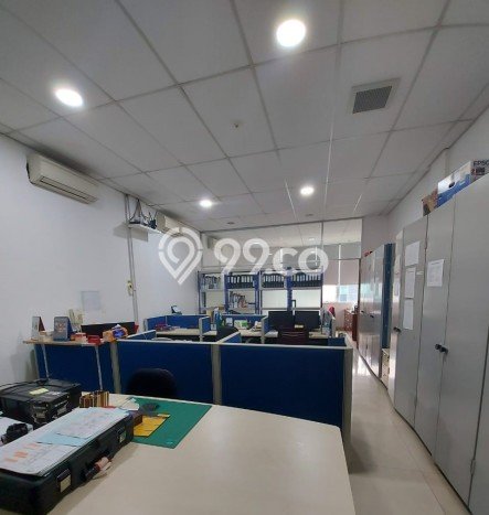 Unit Ruko Dijual di Jakarta Selatan LT 65m2 & LB 292m2 Unit Ruko Dijual di Jakarta Selatan LT 65m2 & LB 292m2