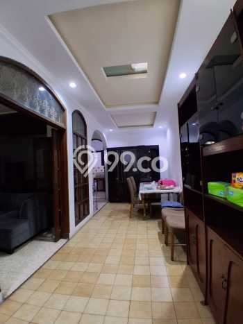 Dijual Rumah Premium dengan Fasilitas Sekitar Lengkap di Cinere, Depok Dijual Rumah Premium dengan Fasilitas Sekitar Lengkap di Cinere, Depok