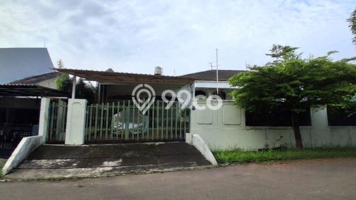 Dijual Rumah Premium dengan Fasilitas Sekitar Lengkap di Cinere, Depok Dijual Rumah Premium dengan Fasilitas Sekitar Lengkap di Cinere, Depok