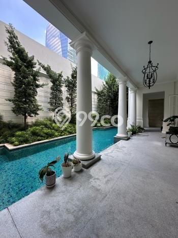 Rumah Elit Modern Tanpa Renovasi di Mega Kuningan Jakarta Selatan Rumah Elit Modern Tanpa Renovasi di Mega Kuningan Jakarta Selatan