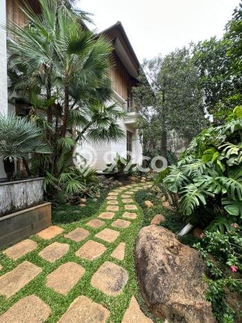 Dijual Rumah Luas Megah Dengan View Cantik di Kemang, Jakarta Selatan Dijual Rumah Luas Megah Dengan View Cantik di Kemang, Jakarta Selatan