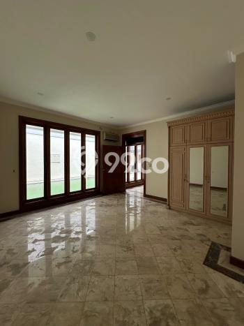 Hunian Mewah LB 608m2 Siap Pakai Desain Elegan di Pondok Indah, Jakarta Selatan Hunian Mewah LB 608m2 Siap Pakai Desain Elegan di Pondok Indah, Jakarta Selatan
