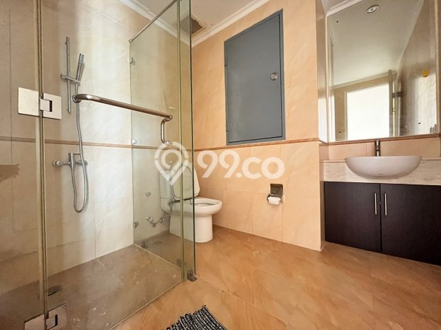 Siap Huni Apartemen Luxury di Senayan 3 Kamar & 2 Kamar Mandi Siap Huni Apartemen Luxury di Senayan 3 Kamar & 2 Kamar Mandi