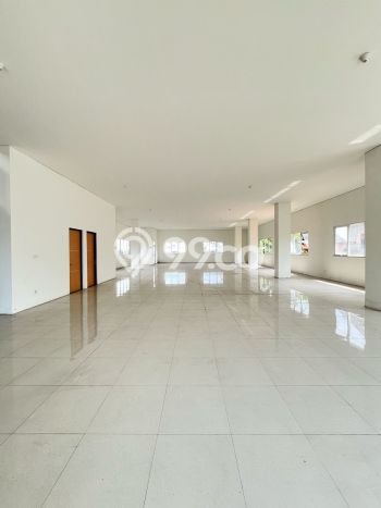 Dijual Kantor di Cempaka Putih Jakarta Pusat LT 759m2 / LB 2107m2 Dijual Kantor di Cempaka Putih Jakarta Pusat LT 759m2 / LB 2107m2