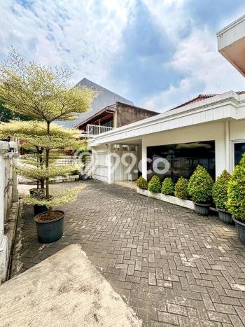 Hunian Mewah Dijual LT 346m2 di Kebayoran Baru, Jakarta Selatan Hunian Mewah Dijual LT 346m2 di Kebayoran Baru, Jakarta Selatan