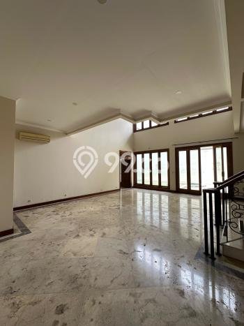 Hunian Mewah LB 608m2 Siap Pakai Desain Elegan di Pondok Indah, Jakarta Selatan Hunian Mewah LB 608m2 Siap Pakai Desain Elegan di Pondok Indah, Jakarta Selatan