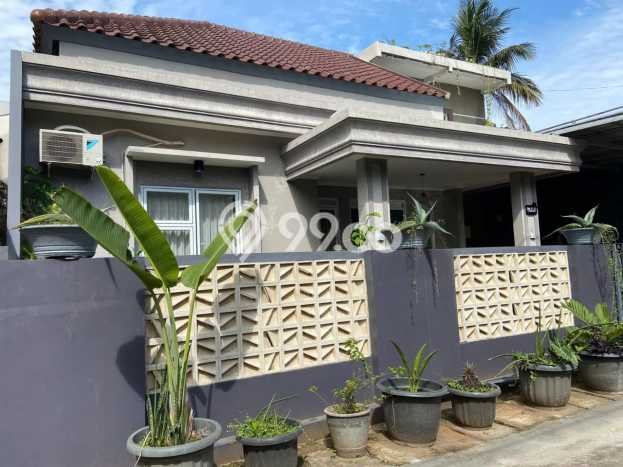 Rumah Luas Tanah 204m² di Sawangan, Depok - Akses Mudah Rumah Luas Tanah 204m² di Sawangan, Depok - Akses Mudah