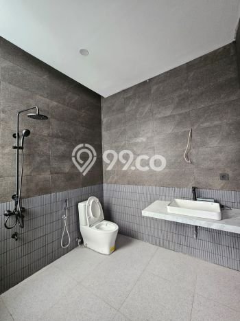 Ready to Use! Luxury House LT 661m2 Desain Modern di Ampera Ready to Use! Luxury House LT 661m2 Desain Modern di Ampera