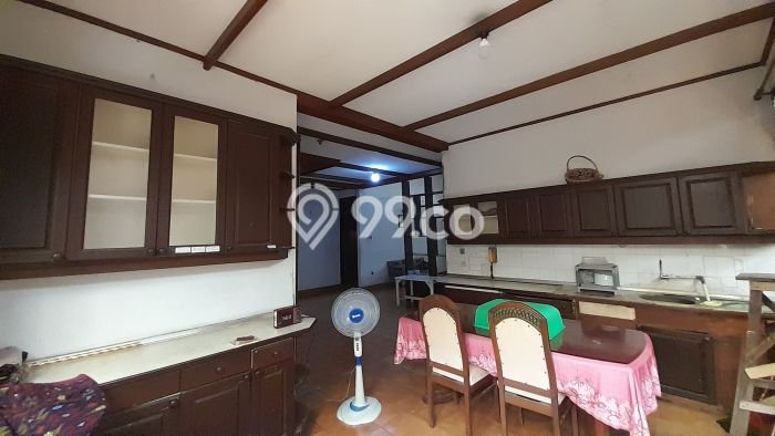 Rumah Mewah LB 300m2 Siap Huni Desain Elegan di Cipinang, Jakarta Timur Rumah Mewah LB 300m2 Siap Huni Desain Elegan di Cipinang, Jakarta Timur