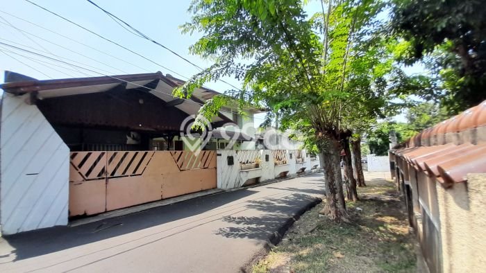 Dijual Rumah Luas Megah Dengan View Eksklusif di Bintaro, Jakarta Selatan Dijual Rumah Luas Megah Dengan View Eksklusif di Bintaro, Jakarta Selatan
