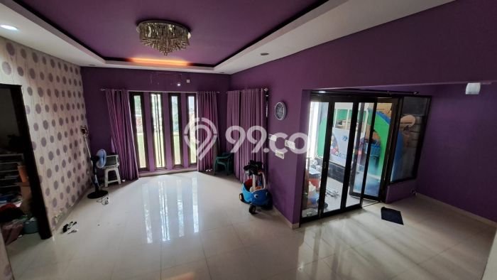 Rumah Terawat di Ciputat Timur, Tangerang Selatan, Luas Tanah 140m², Luas Bangunan 150m² Rumah Terawat di Ciputat Timur, Tangerang Selatan, Luas Tanah 140m², Luas Bangunan 150m²
