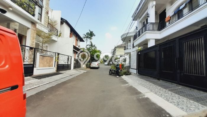 Siap Huni Hunian Elit 4 Kamar di Cinere Dekat ke Mana Saja Siap Huni Hunian Elit 4 Kamar di Cinere Dekat ke Mana Saja