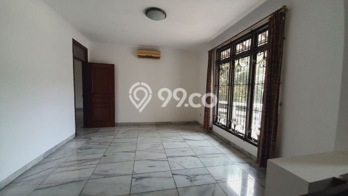 Dijual Rumah Premium dengan Fasilitas Sekitar Komplit di Cinere, Depok Dijual Rumah Premium dengan Fasilitas Sekitar Komplit di Cinere, Depok