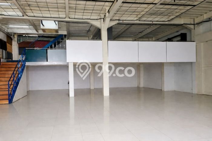Kantor Disewa di Jakarta Selatan dengan LB 760m2 Area Komersial Ramai Kantor Disewa di Jakarta Selatan dengan LB 760m2 Area Komersial Ramai