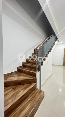 BEST PRICE! Rumah kawasan Cinere, Akses ke Pusat Kota, 5 KT, Luas 149m2m² LB 130m2m² BEST PRICE! Rumah kawasan Cinere, Akses ke Pusat Kota, 5 KT, Luas 149m2m² LB 130m2m²