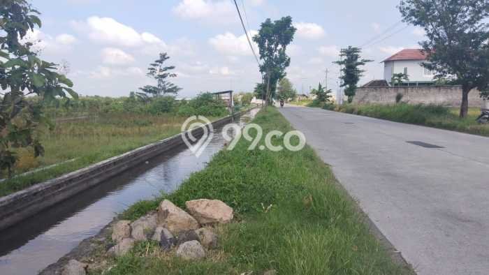 Tanah Kosong Dijual di Klaten dengan Area 289m2 Tanah Kosong Dijual di Klaten dengan Area 289m2