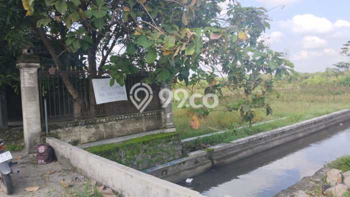 Tanah Kosong Dijual di Klaten dengan Area 289m2 Tanah Kosong Dijual di Klaten dengan Area 289m2