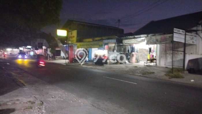 Ruko Bagus LT 141m2 LB 176m2 Dijual di Banyudono Boyolali Ruko Bagus LT 141m2 LB 176m2 Dijual di Banyudono Boyolali