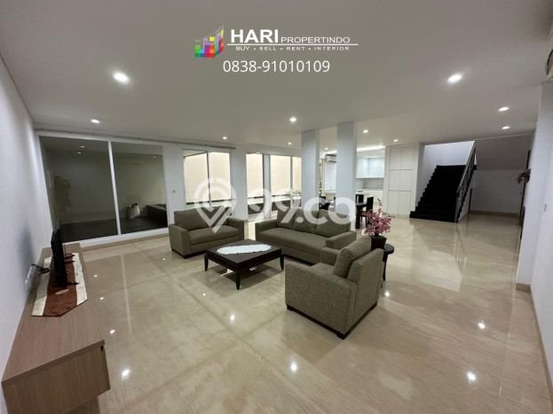 Disewakan! Rumah 5 Kamar Tidur &
5 Kamar Mandi di Setiabudi, Jakarta Selatan Disewakan! Rumah 5 Kamar Tidur &
5 Kamar Mandi di Setiabudi, Jakarta Selatan